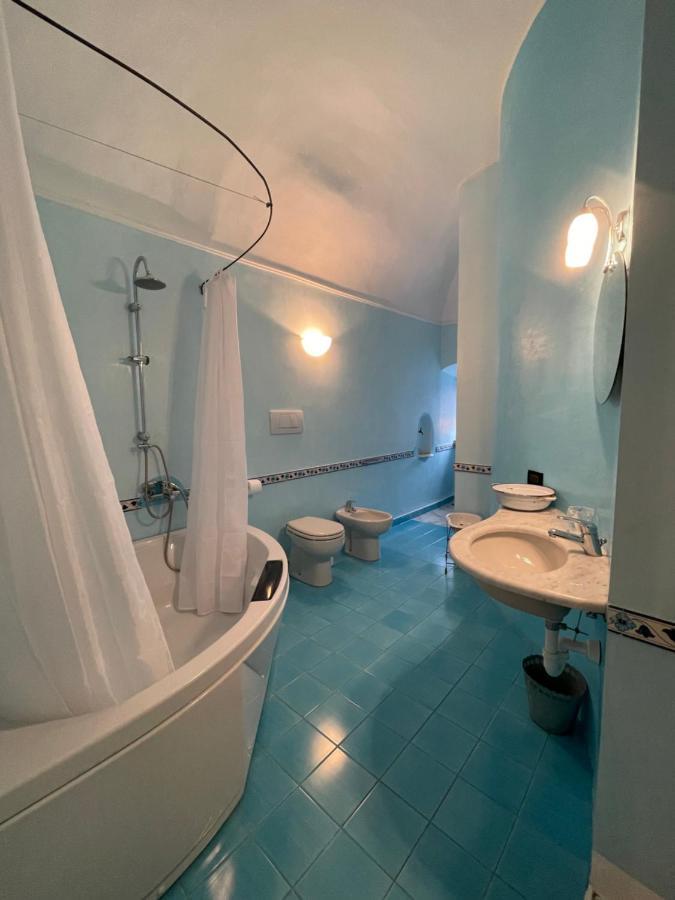טויראנו Bed & Breakfast Scia Dina מראה חיצוני תמונה