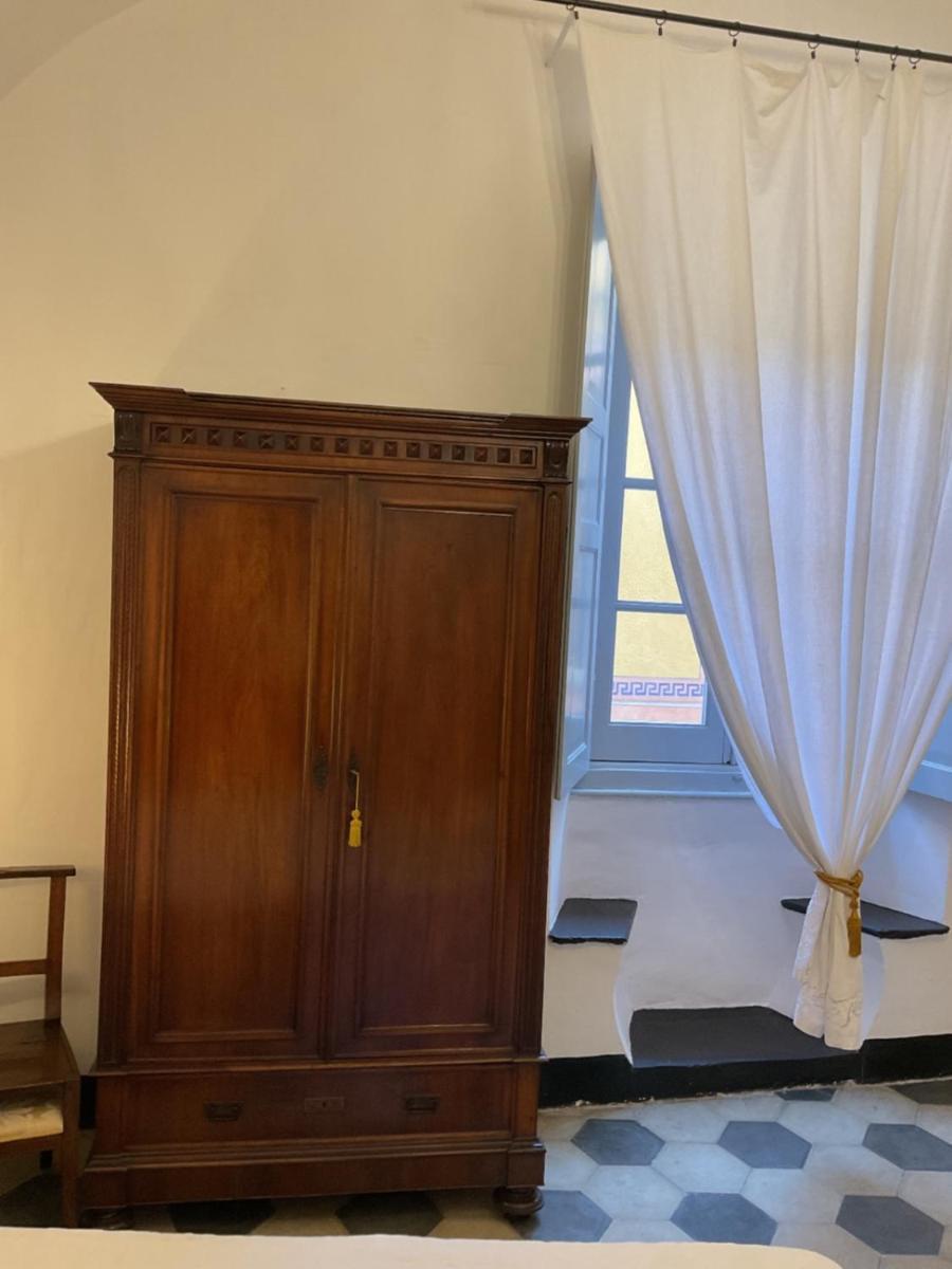 טויראנו Bed & Breakfast Scia Dina מראה חיצוני תמונה